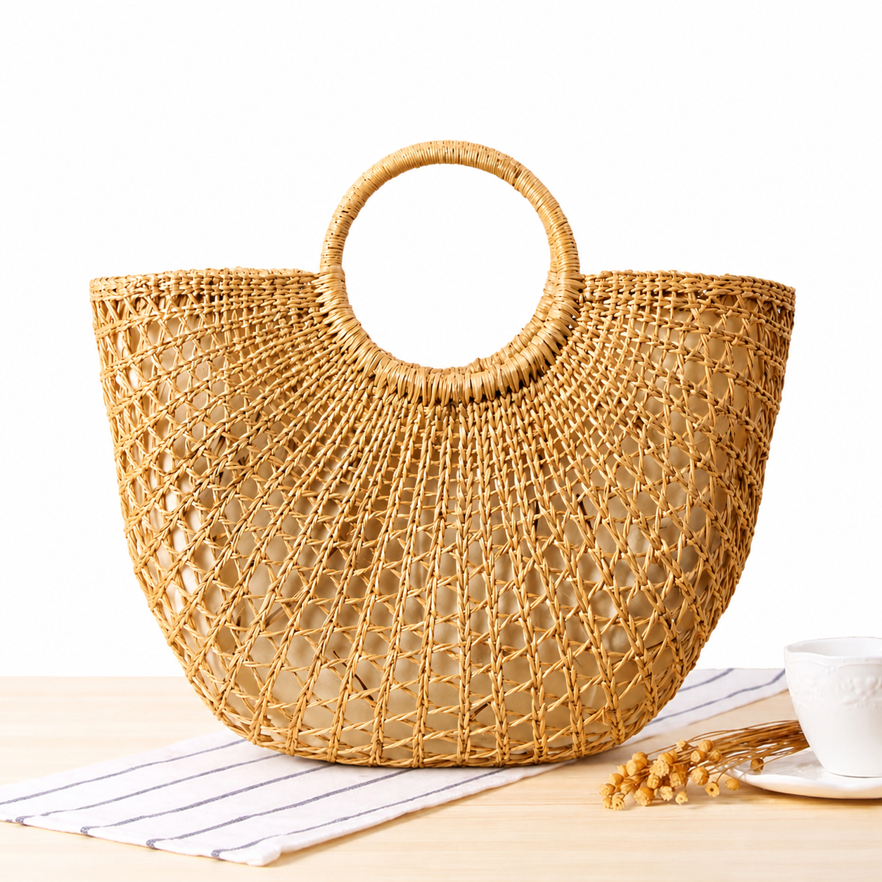 TasselBeach™ — Sac de Plage Tressé Pompons Colorés Summerfix